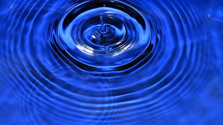 Modrá zpráva: delší vodovodní i kanalizační síť, více čistíren odpadních vod, peníze na prevenci před povodněmi