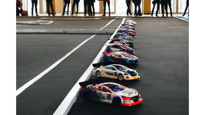 Čeští studenti skončili ve světovém finále RC modelů s vodíkovým pohonem na třetím místě