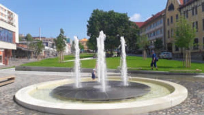 Havlíčkův Brod: Revitalizace náměstí oceněna za zeleň a vodní prvky