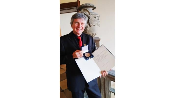 Václav Krištůfek získal Náprstkovu medaili za popularizaci vědy Václav Krištůfek získal Náprstkovu medaili za popularizaci vědy