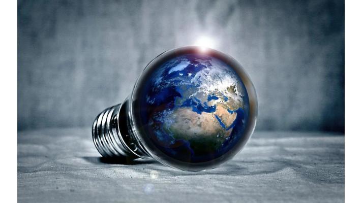 V Evropě se zrecyklovaly dvě miliardy úsporných žárovek, zeměkouli by obkroužily pětkrát