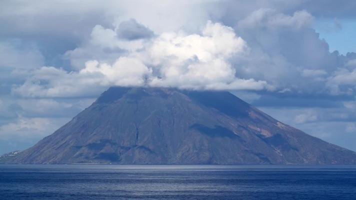 Na jihu Itálie vybuchly sopky Etna a Stromboli