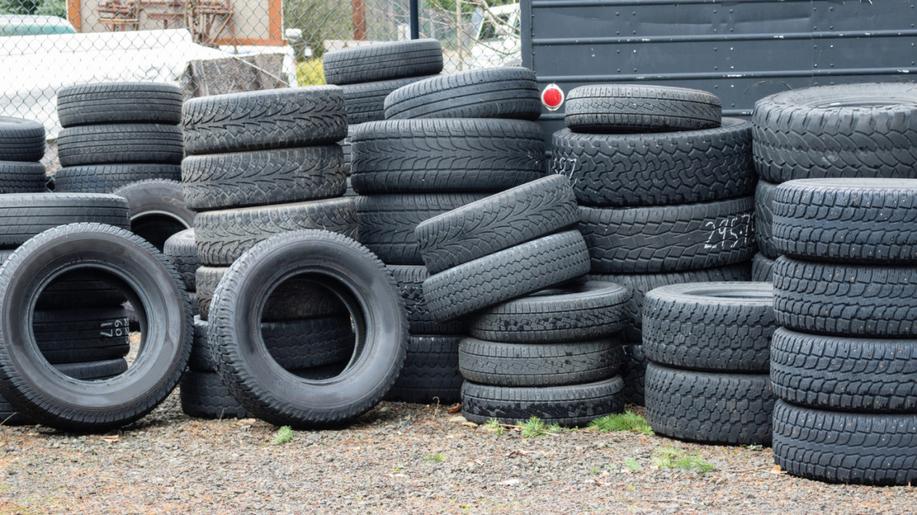 Zavedení zpětného odběru pneumatik ve sběrných dvorech v Praze má úspěch