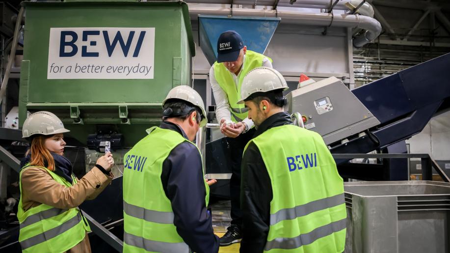 BEWI představila ve Slaném technologii recyklace expandovaného polystyrenu