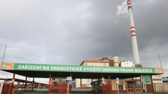 Praha chce ovládnout Pražské služby, od AVE CZ koupí zbytek akcií