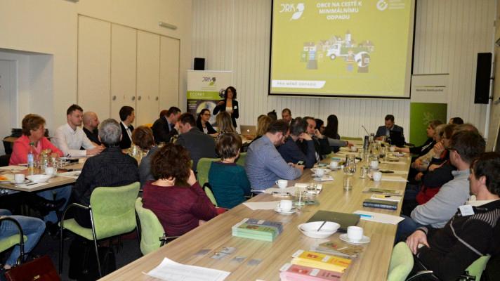 Projekt Obce na cestě k minimálnímu odpadu odstartoval na půdě Ministerstva životního prostředí
