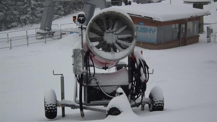 ČIŽP zkontrolovala ski areály. Z výsledků je vidět výrazný pokles zjištěných porušení. Jen Klínovec to přišlo draho