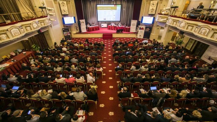 NEJEN MĚSTA SE ,,VYŠVIHLA" na konferenci UDRŽITELNĚ A ZDRAVĚ VE MĚSTECH NEJEN MĚSTA SE ,,VYŠVIHLA" na konferenci UDRŽITELNĚ A ZDRAVĚ VE MĚSTECH