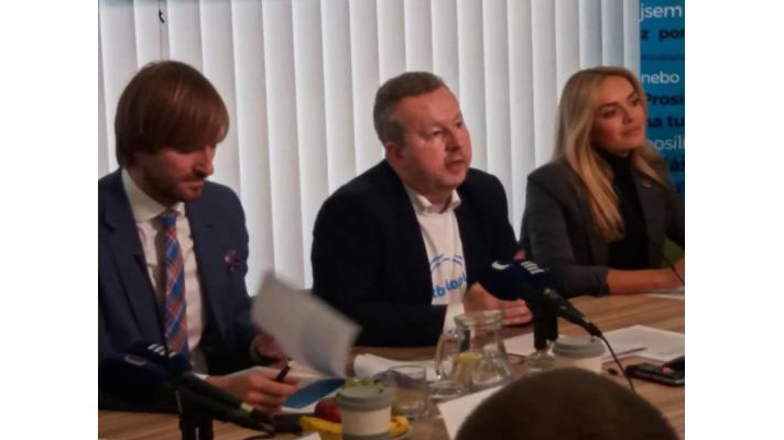 Kampaň MŽP #dostbyloplastu: Nenahrazujte, předcházejte!