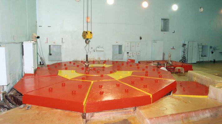 Před 65 lety se rozběhl reaktor první jaderné elektrárny světa