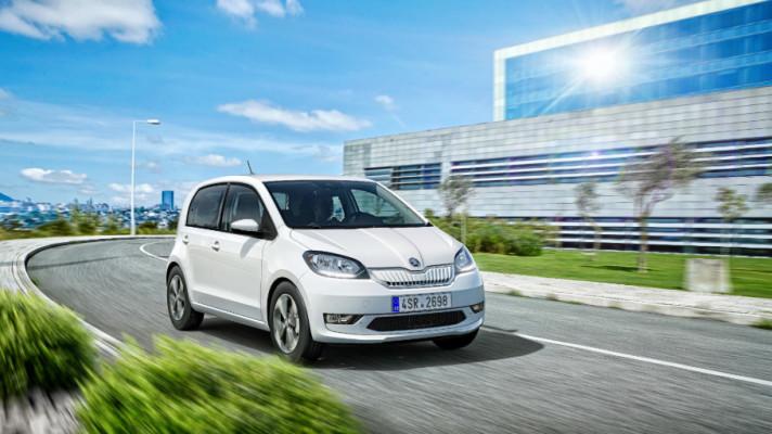 ŠKODA CITIGOe iV sebevědomě vstoupila na český trh, zaváděcí série 500 vozů byla rychle vyprodána