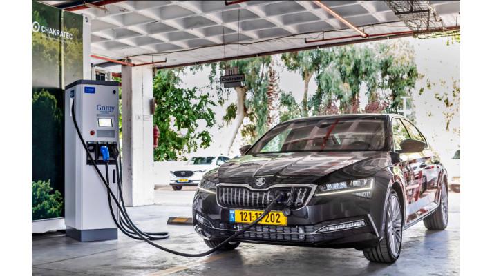 ŠKODA představuje svoji vizi zelené budoucnosti na veletrhu čisté mobility e-Salon