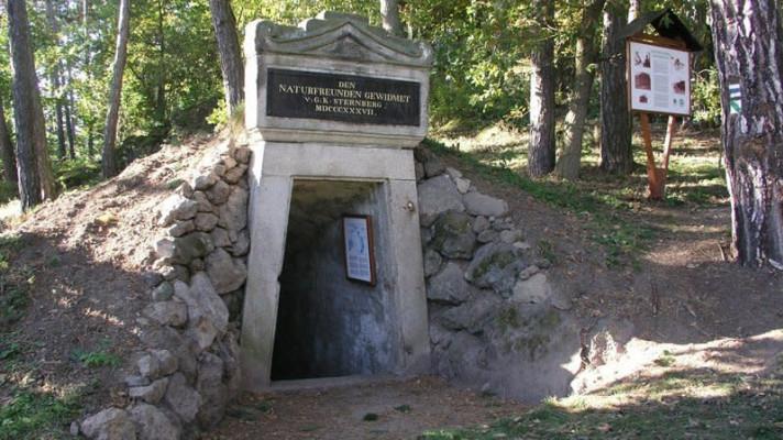 V bývalé sopce Komorní hůrka jsou hotové šachty pro veřejnost