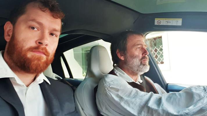 Petrolejáři versus elektromobilisté: o čisté mobilitě s Ivanem Indráčkem a Lukášem Hatašem
