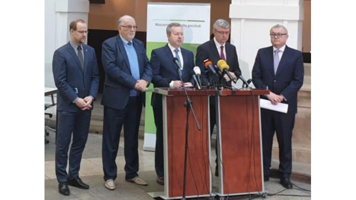 Ministr Brabec: Spolu s našimi partnery - samosprávou a průmyslem - chceme dostat novou odpadovou legislativu do života co nejdřív