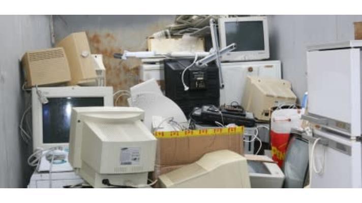 Místo pro odběr elektrozařízení asi bude v každé větší obci