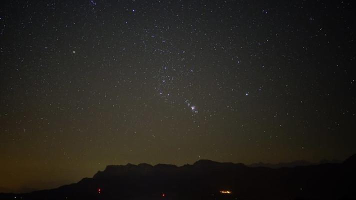 Blíží se vrchol Orionid, pozorování roje letos nebude rušit Měsíc