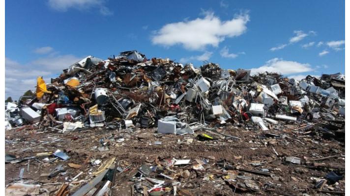 European Parliament pushes for targets to reduce over-consumption