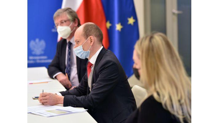 Ministerstvo zahraničních věcí spolu s Ministerstvem životního prostředí jednaly v Polsku o dole Turów