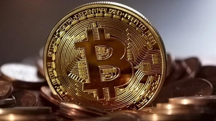 Těžba bitcoinů podle studie ohrožuje splnění klimatických cílů Číny