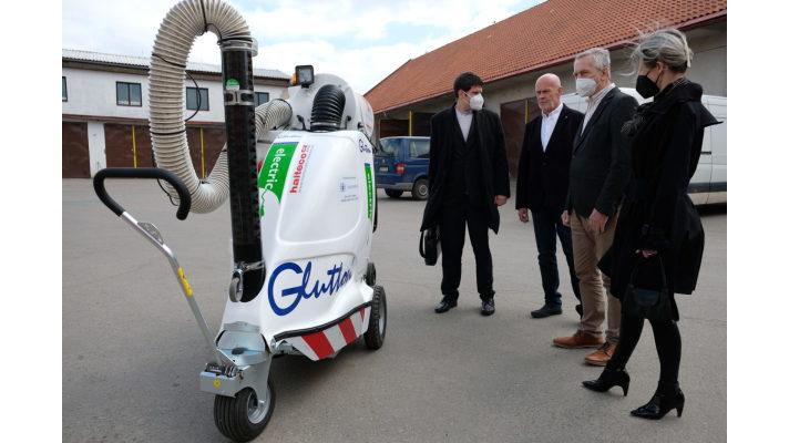 Kutná Hora: Technické služby mají k dispozici druhý komunální vysavač Glutton, zakoupen byl z daru společnosti Philip Morris ČR
