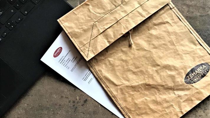 Z pytle designová obálka: Biopekárna Zemanka a NAVZDORY spouští společný cirkulární projekt