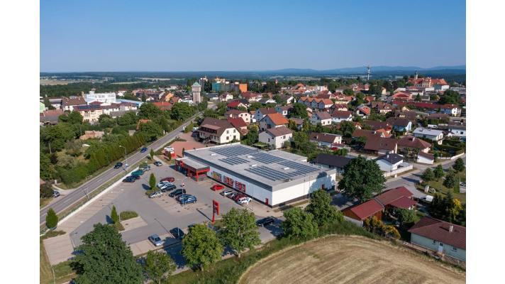 E.ON instaluje fotovoltaiky na prodejny Penny. Pomohou snížit produkci emisí CO2