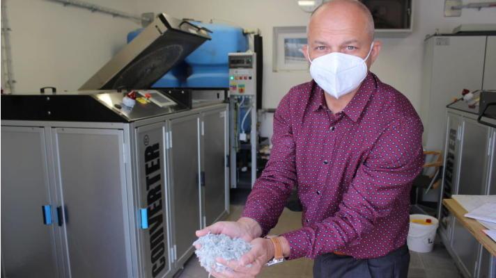 Unikátní technologie v ČR: Kolínská nemocnice zpracovává odpad jako NATO