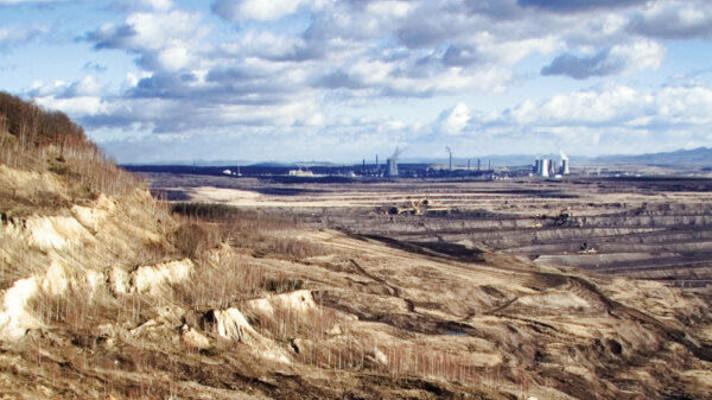 Předvánoční Priorita je o uhlí, penězích pro obce a o vodních projektech