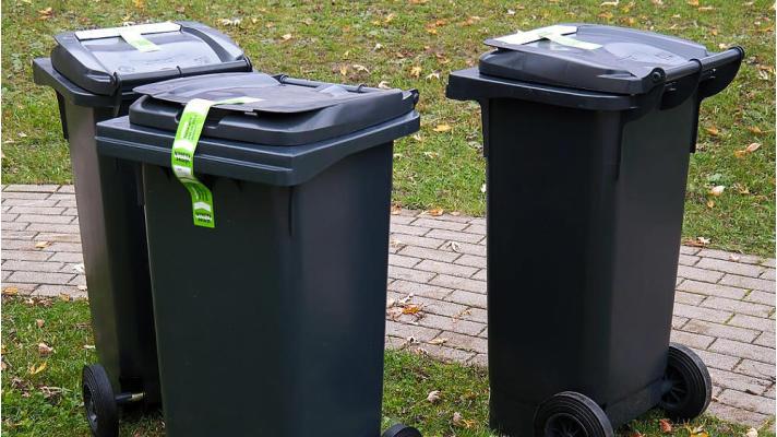 Použité samotestovací sady patří do černých popelnic, ale zabezpečené