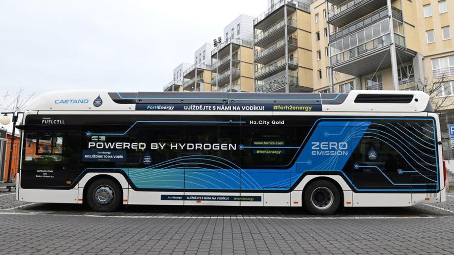 Most testuje vodíkový autobus, vyzkoušet ho může každý na lince 17