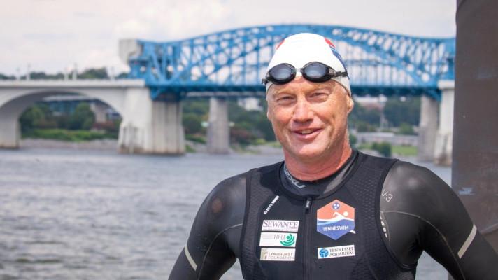 Profesor chce uplavat v Dunaji 2700 km, aby upozornil na jeho znečištění plasty