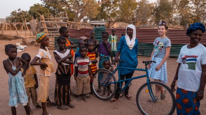 Viki veze kola do Afriky!