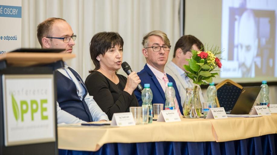 VII. ročník konference PPE. Tak jak je to s těmi paletami?