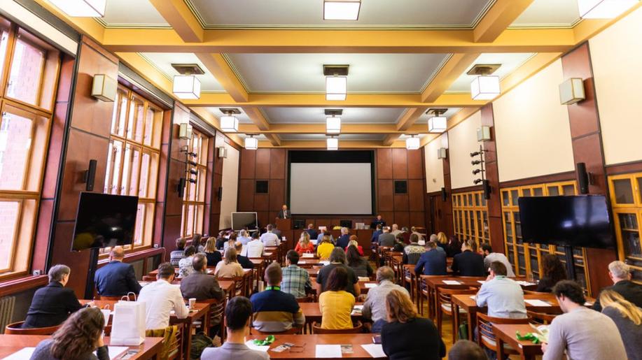 Přední čeští experti na protierozní ochranu půdy se setkali v Praze Přední čeští experti na protierozní ochranu půdy se setkali v Praze