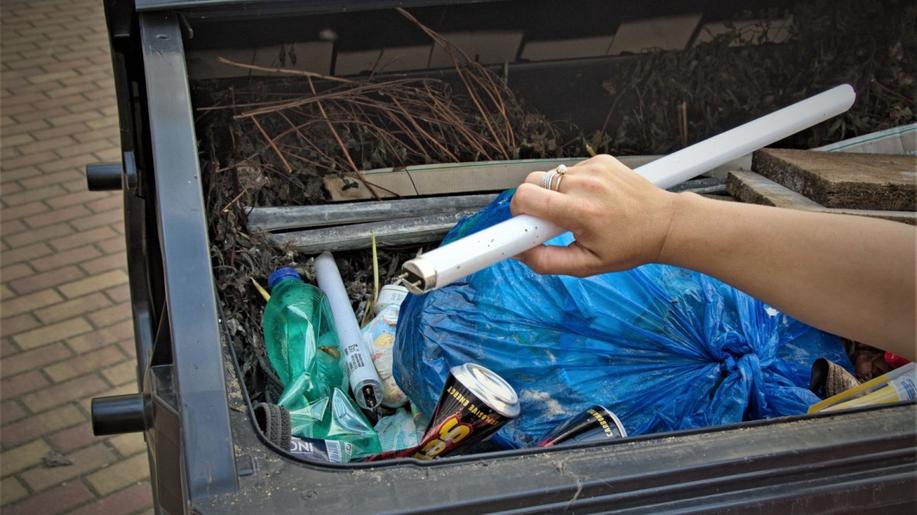 EucoLight a EKOLAMP bojují za férové podmínky na trhu recyklace elektroodpadu