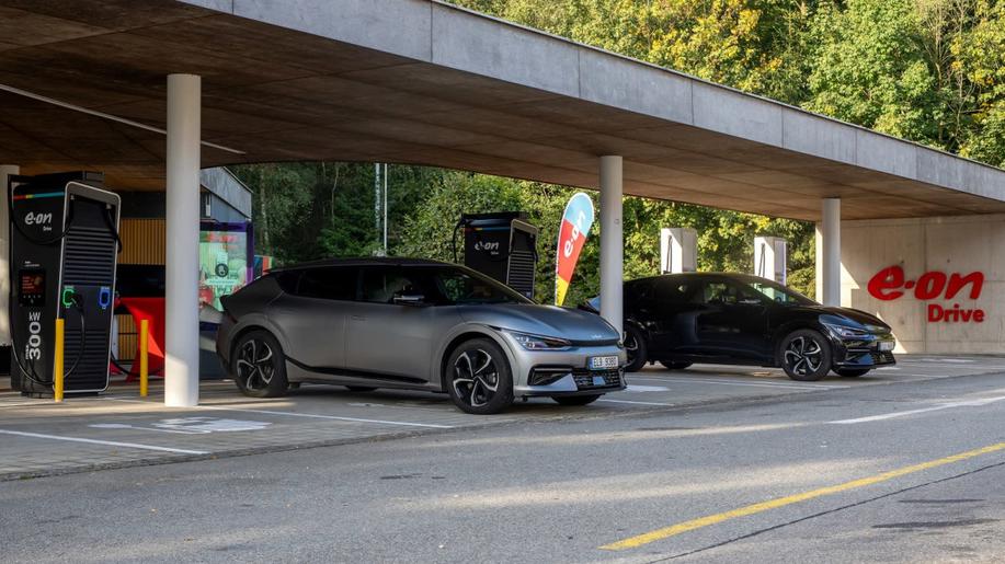 V síti E.ON Drive mohou řidiči využít nejrychlejší dobíječku elektromobilů v Česku i střední Evropě