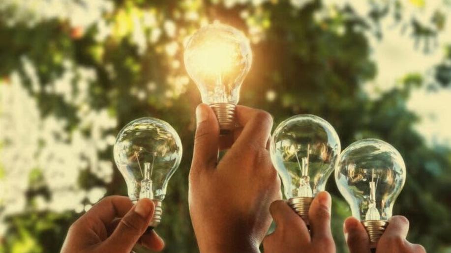 Priorita se v prosinci věnuje komunitní energetice i spravedlivé transformaci