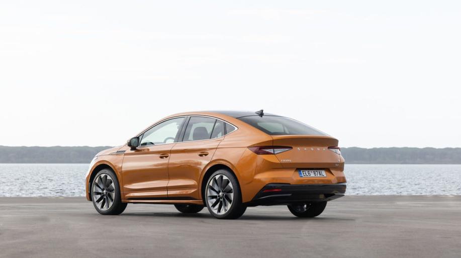 Škoda Auto rozšiřuje nabídku modelové řady Enyaq iV, do prodeje přicházejí varianty Coupé iV 80 a Coupé iV 80x