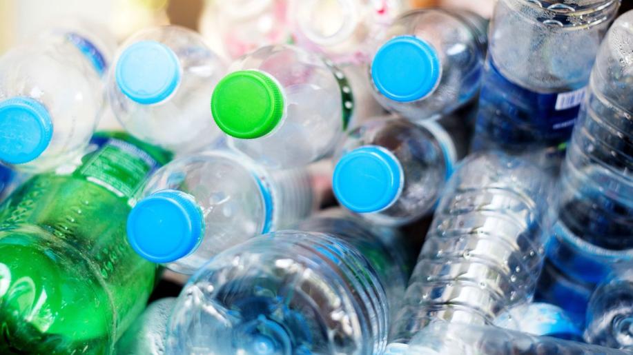 Blíží se konec znečišťování životního prostředí plasty. Mezinárodní smlouva by měla být na světě v roce 2025