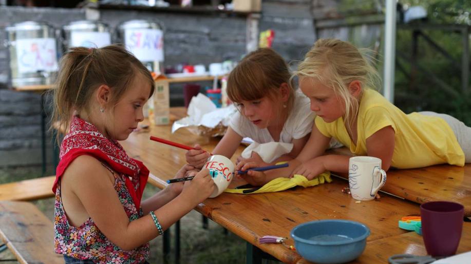 Tesco spustilo hlasování ve 13. kole projektu Vy rozhodujete, my pomáháme!  Grantový program hlásí rekordní počet přihlášek 