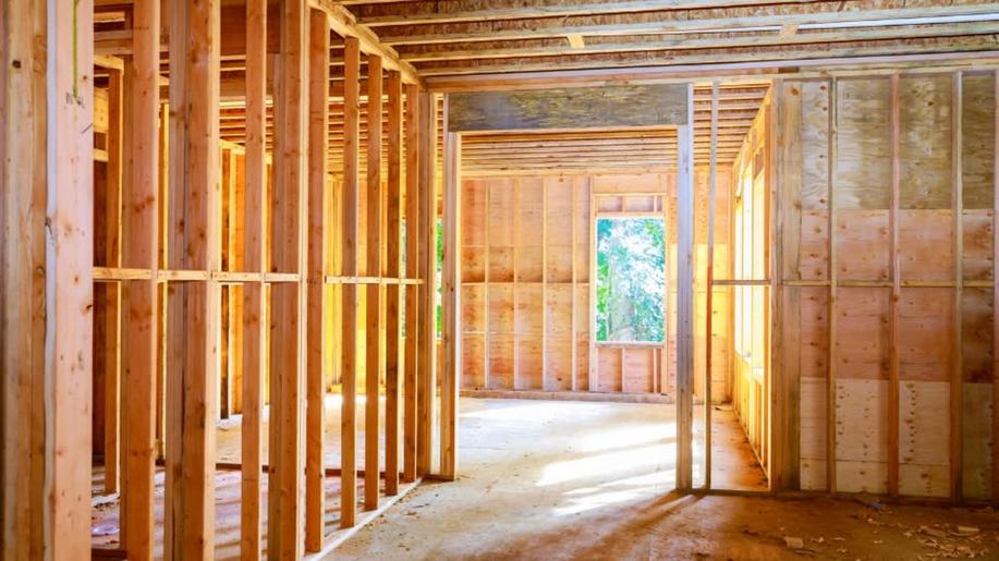 MŽP chce do budoucna více podporovat dřevostavby z programu Nová zelená úsporám, řekl ministr Hladík na Festivalu architektury MŽP chce do budoucna více podporovat dřevostavby z programu Nová zelená úsporám, řekl ministr Hladík na Festivalu architektury