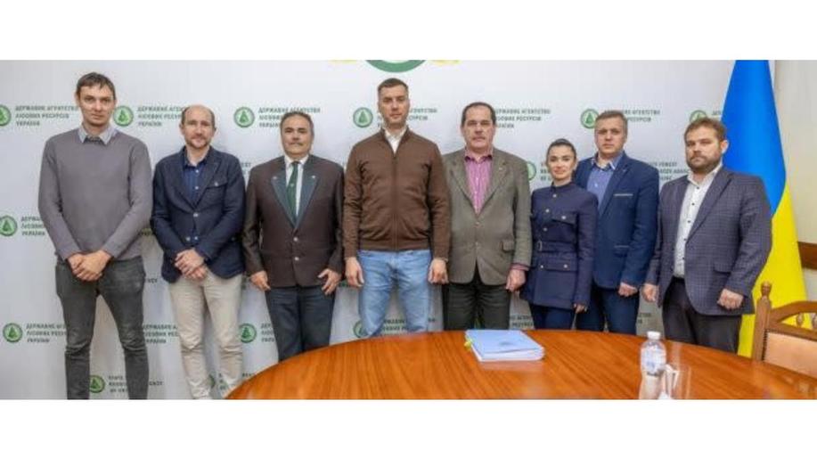 Na Ukrajině byl s podporou ČRA zahájen projekt, který pomůže lesnickým institucím