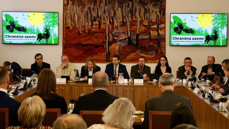 Nejúspěšnější model ochrany přírody: MŽP uspořádalo seminář o národních parcích a CHKO