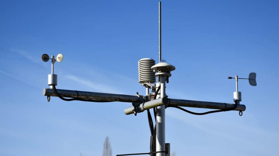 Prezident podepsal zákon o veřejné hydrometeorologické službě. Díky němu budou přístupná online data o počasí, klimatu, kvalitě vody a ovzduší Prezident podepsal zákon o veřejné hydrometeorologické službě. Díky němu budou přístupná online data o počasí, klimatu, kvalitě vody a ovzduší