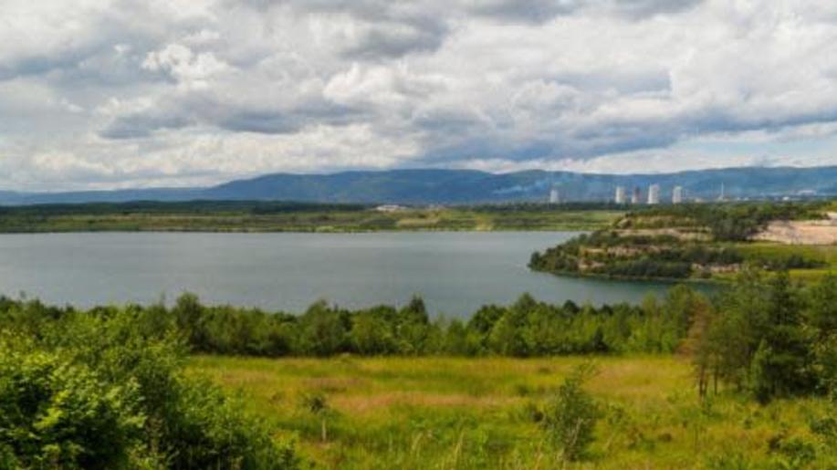 Ornitologové otevřeli na Mostecku největší ptačí park. Střimickou výsypku plánují změnit na pestrou krajinu