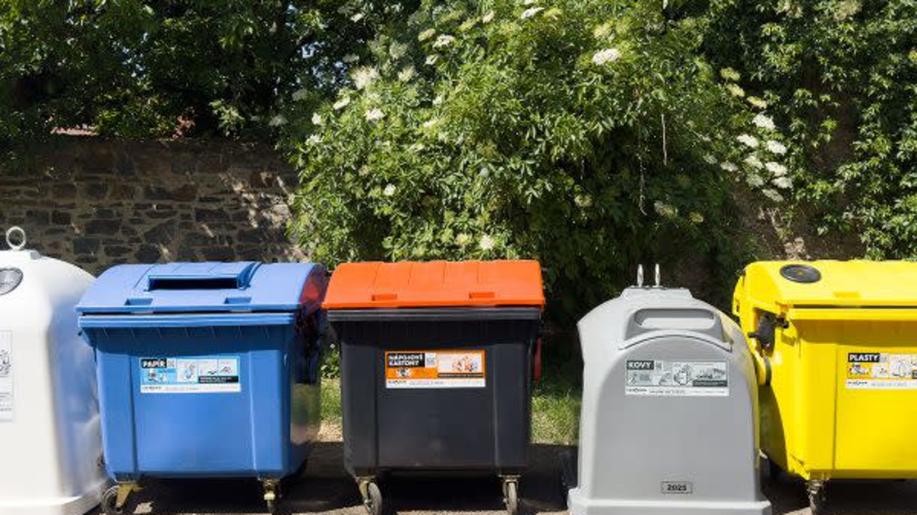 Měrná hmotnost odpadu v nádobách na tříděný sběr