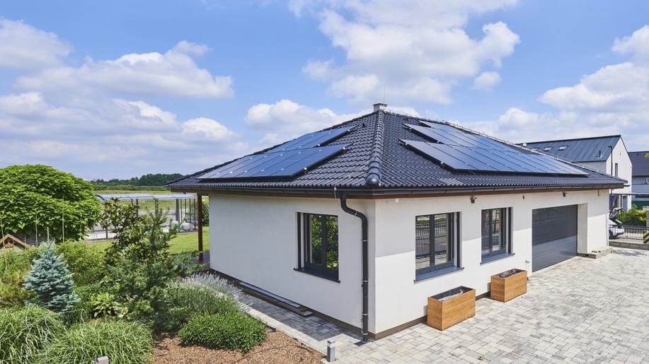 Nová norma chrání budoucí majitele FVE před nekvalitní instalací  i podceněním jejího pojištění