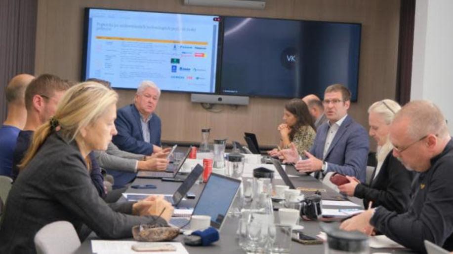 Nové povolenky ETS2 zatíží domácnosti maximálně o stokoruny měsíčně, pomohou investicím do bydlení i růstu české ekonomiky