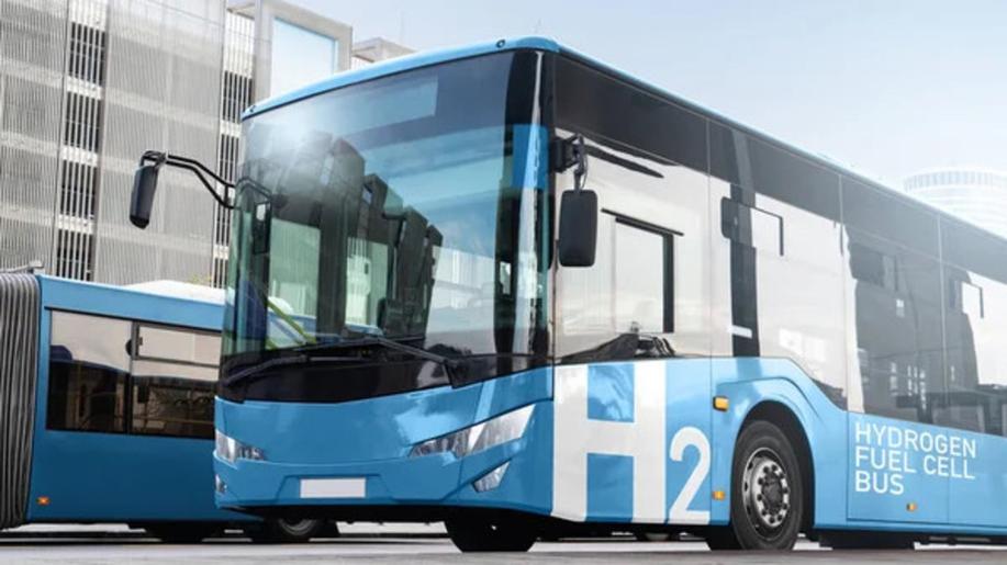 EU podpoří z Inovačního fondu 61 projektů, včetně českých vodíkových autobusů